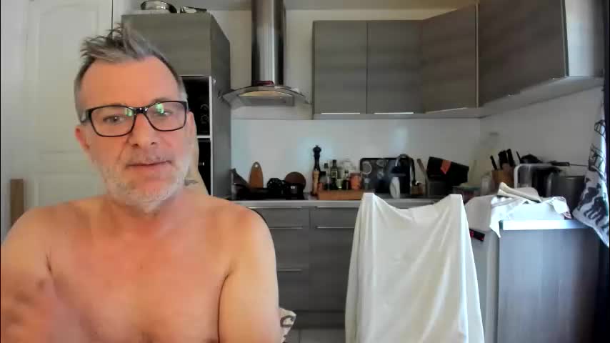 munishpunish Cam Model Chat November 18, 2025