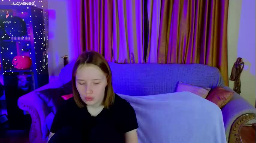 berry_assortment Cam Model Chat November 18, 2025