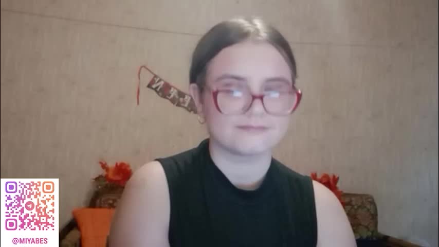 miyabe Cam Model Chat November 18, 2025