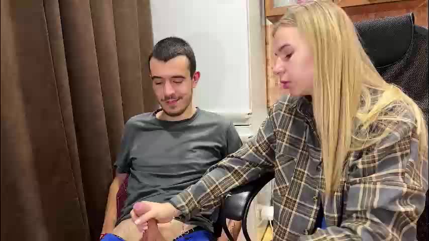 ester_vixen Cam Model Chat November 18, 2025