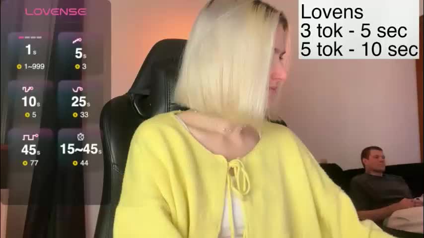 sexy_sweets Cam Model Chat November 18, 2025