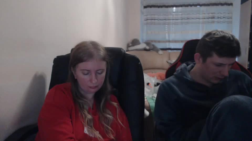 jenisandpeter Cam Model Chat November 18, 2025