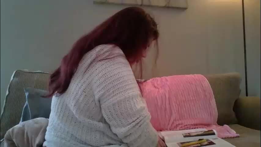 natty_green Cam Model Chat November 18, 2025