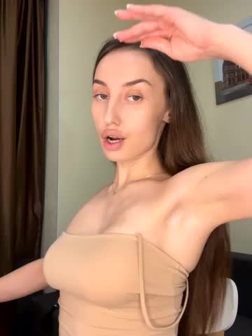 Polli_Kiss Cam Model Chat November 18, 2025