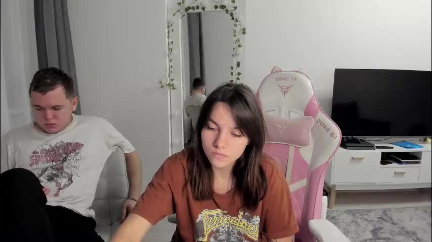 kesh_mne Cam Model Chat November 19, 2025