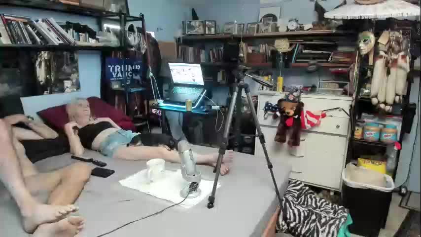 pink_black Cam Model Chat November 19, 2025