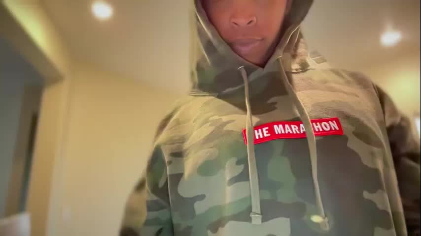 cum2charmxx Cam Model Chat November 19, 2025