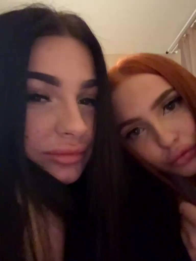 LisaAndDenis Cam Model Chat November 19, 2025