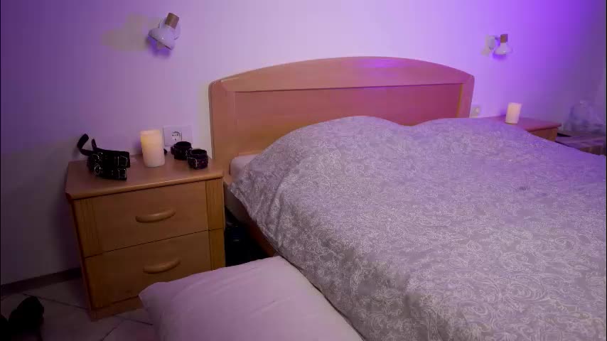 foxeslovefoxes Cam Model Chat November 19, 2025