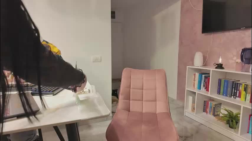 rrr1995 Cam Model Chat November 19, 2025