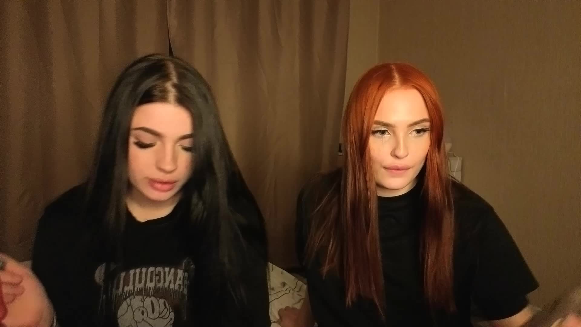 LisaAndDenis Cam Model Chat November 19, 2025