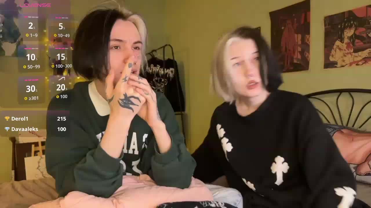 VeryRareTwins Cam Model Chat November 19, 2025