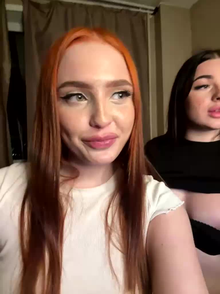 LisaAndDenis Cam Model Chat November 19, 2025