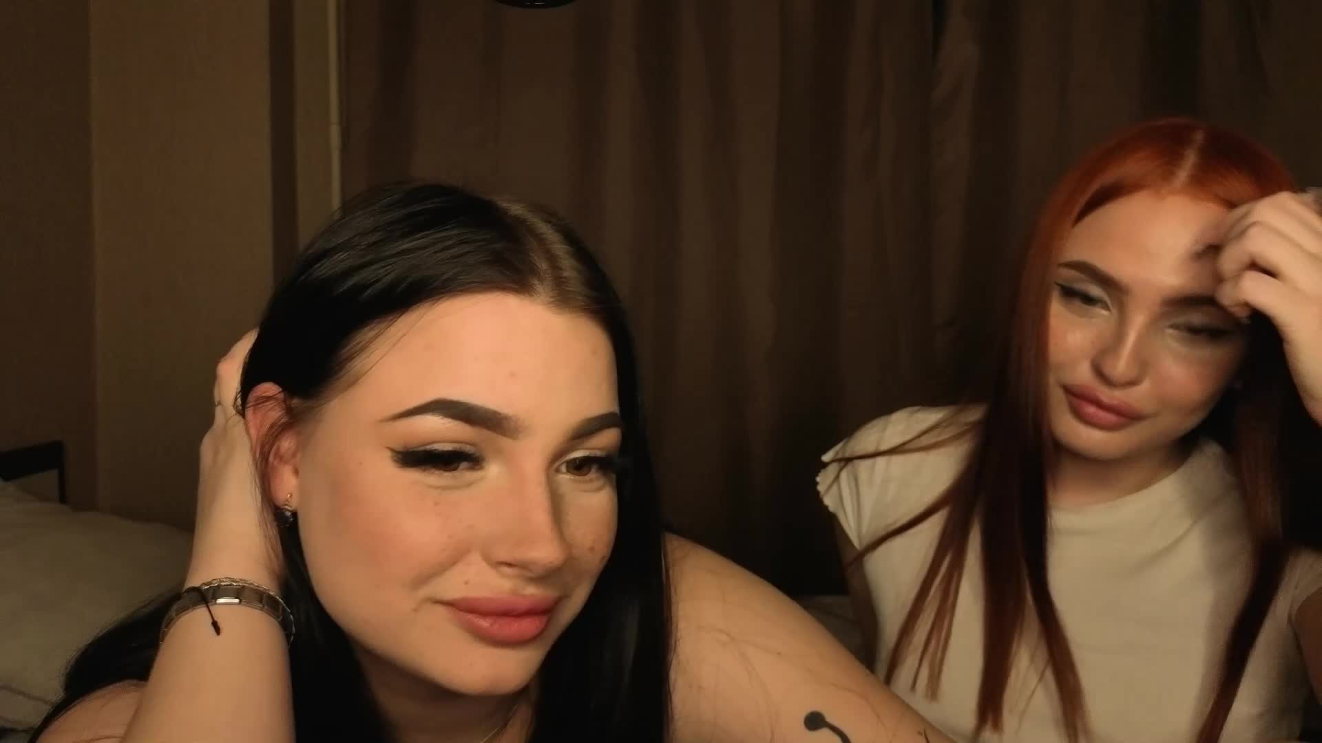 LisaAndDenis Cam Model Chat November 19, 2025