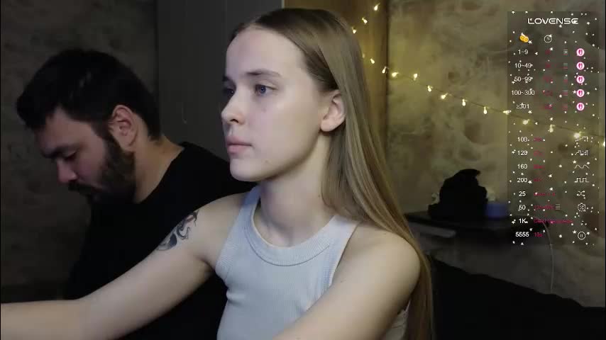 taiti_fox_cub Cam Model Chat November 19, 2025