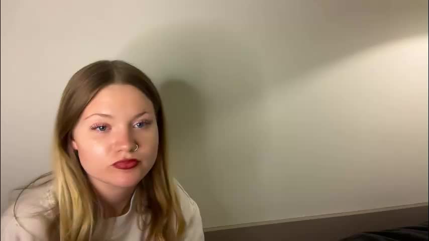 iheartcassie2844 Cam Model Chat November 19, 2025