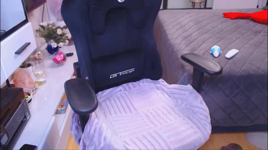 hairypussygranny Cam Model Chat November 19, 2025