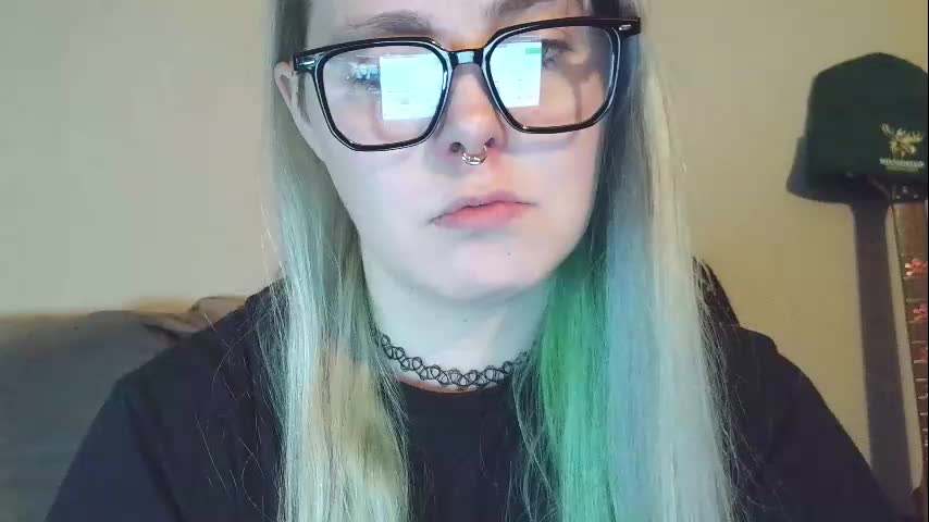 lilemmy1999 Cam Model Chat November 19, 2025