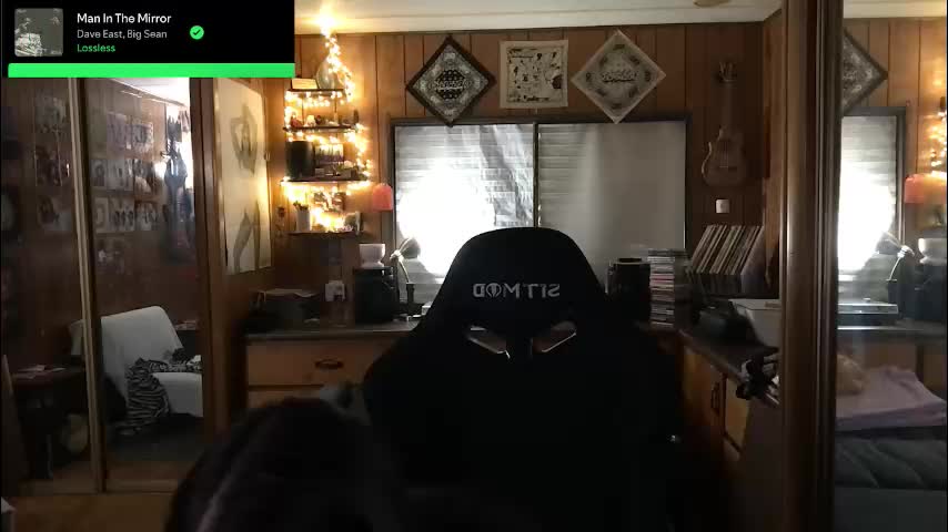 incognitoqueen Cam Model Chat November 19, 2025