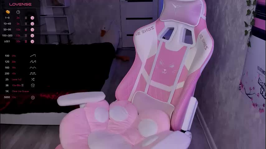 pollyhill1 Cam Model Chat November 19, 2025