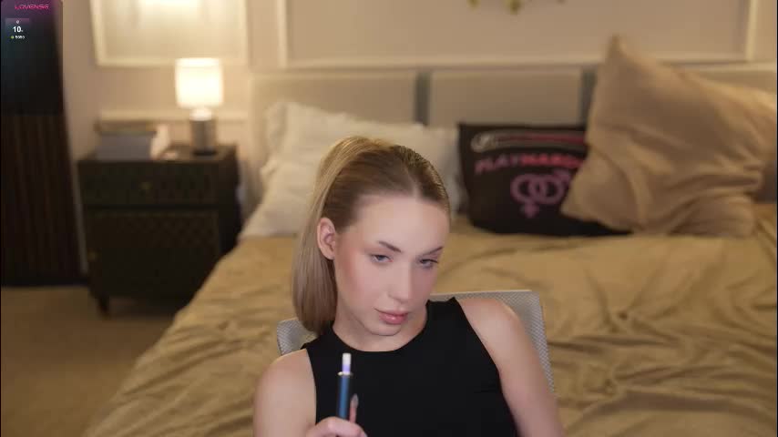 kira0541 Cam Model Chat November 19, 2025