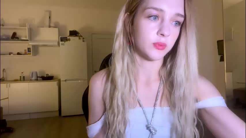 sailormoon666_ Cam Model Chat November 19, 2025