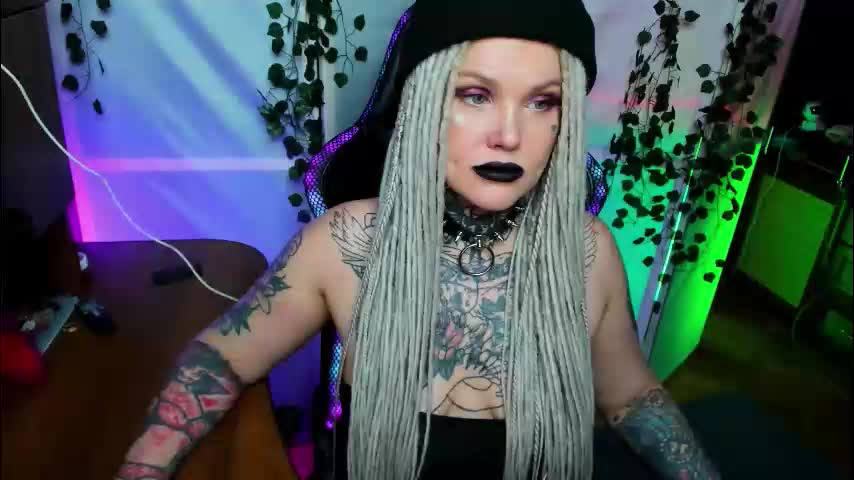 hannah_chaos Cam Model Chat November 19, 2025