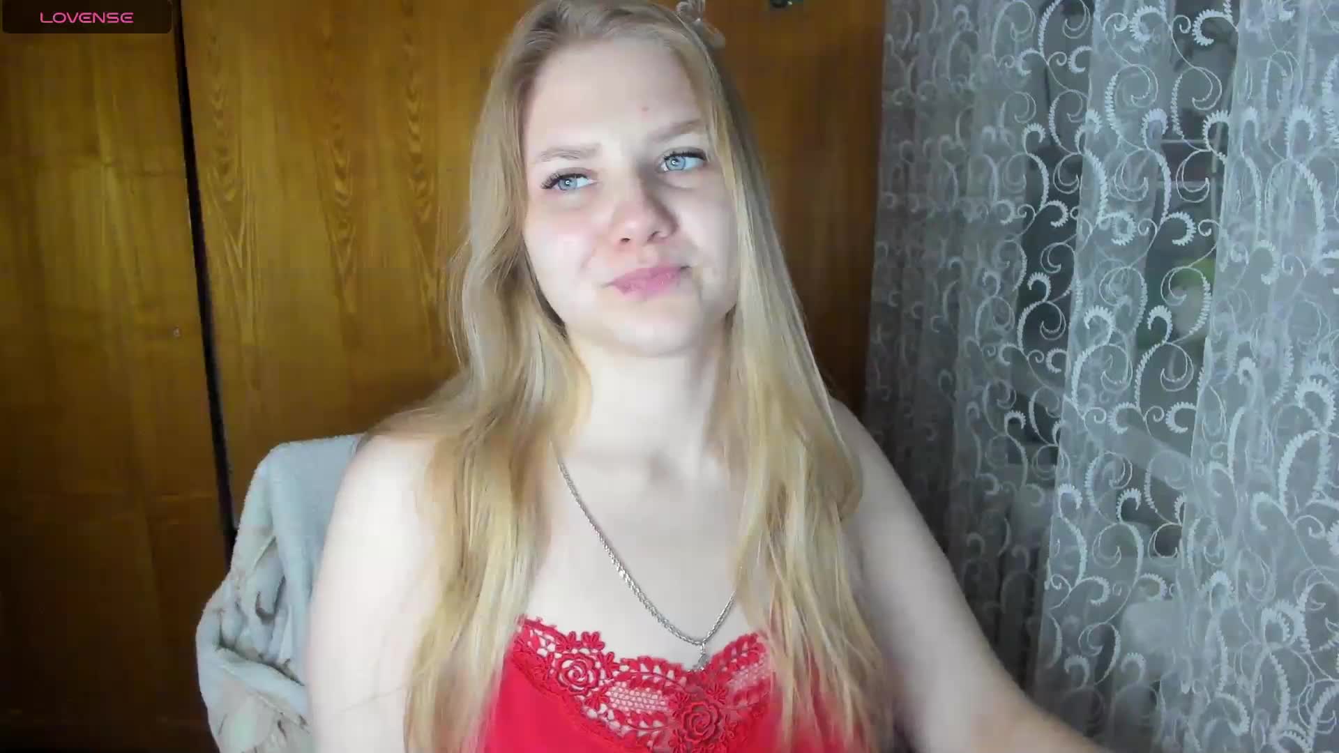 Emma-Frizea Cam Model Chat November 19, 2025