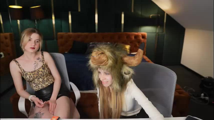 anabel_team054 Cam Model Chat November 19, 2025