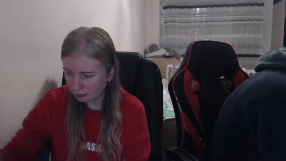 jenisandpeter Cam Model Chat November 19, 2025