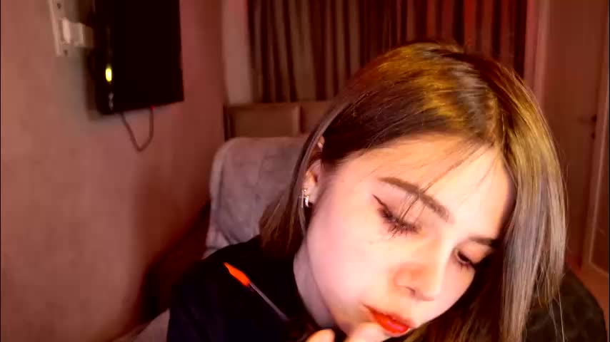 tripleprinces Cam Model Chat November 19, 2025