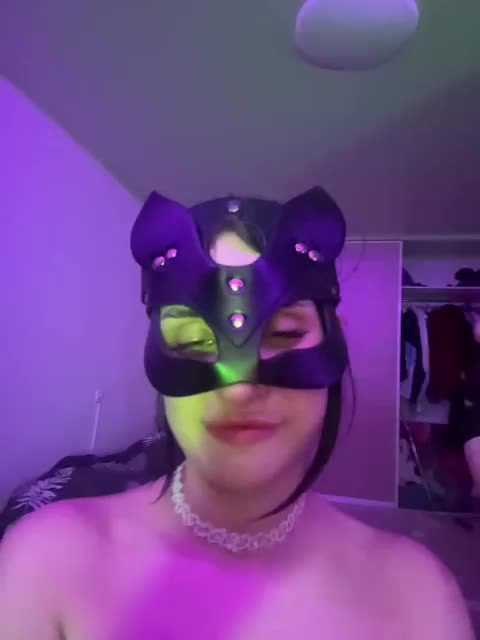 SashaXXXtasy Cam Model Chat November 19, 2025