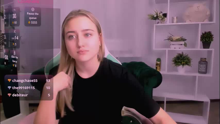 lulu___moon Cam Model Chat November 19, 2025