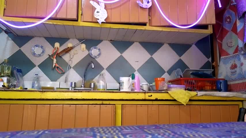 Jony_Marta Cam Model Chat November 20, 2025