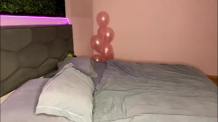 julielourens Cam Model Chat November 20, 2025