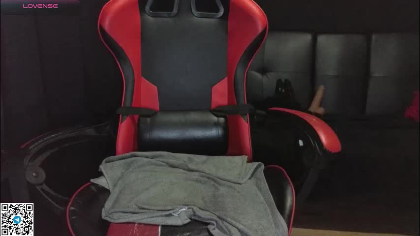 mia_g0ld Cam Model Chat November 20, 2025