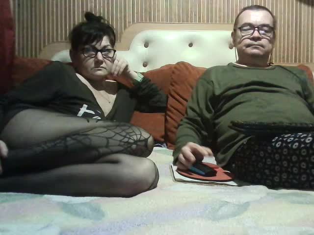 coupleofcoolx Cam Model Chat November 21, 2025
