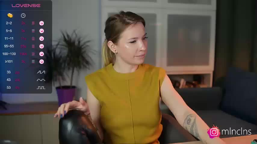 mel-collins Cam Model Chat November 21, 2025
