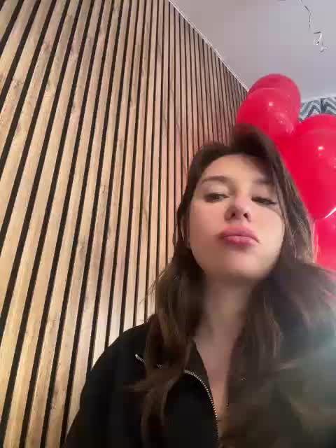 Melissa222Femdom Cam Model Chat November 21, 2025