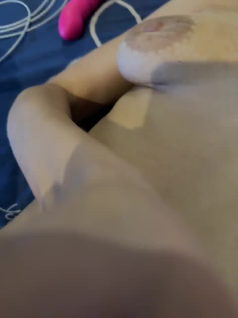 qwerty95777-1 Cam Model Chat November 22, 2025