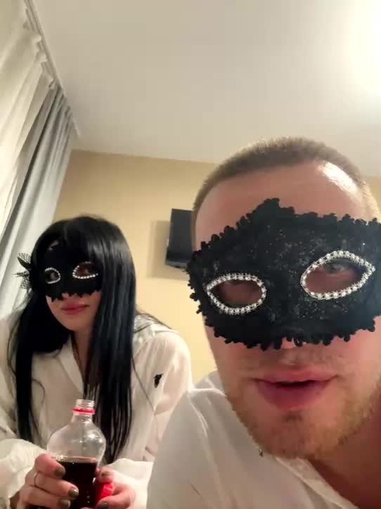 Vika-62 Cam Model Chat November 22, 2025