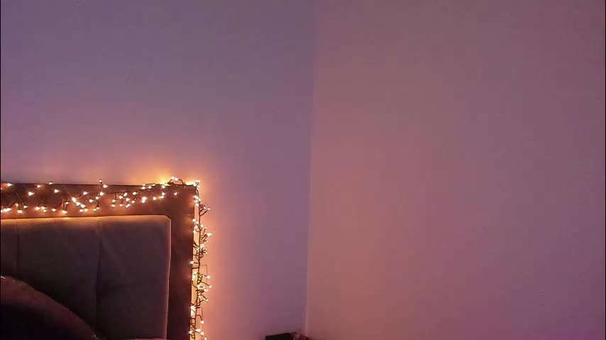 _just_a_simple_girl Cam Model Chat November 22, 2025