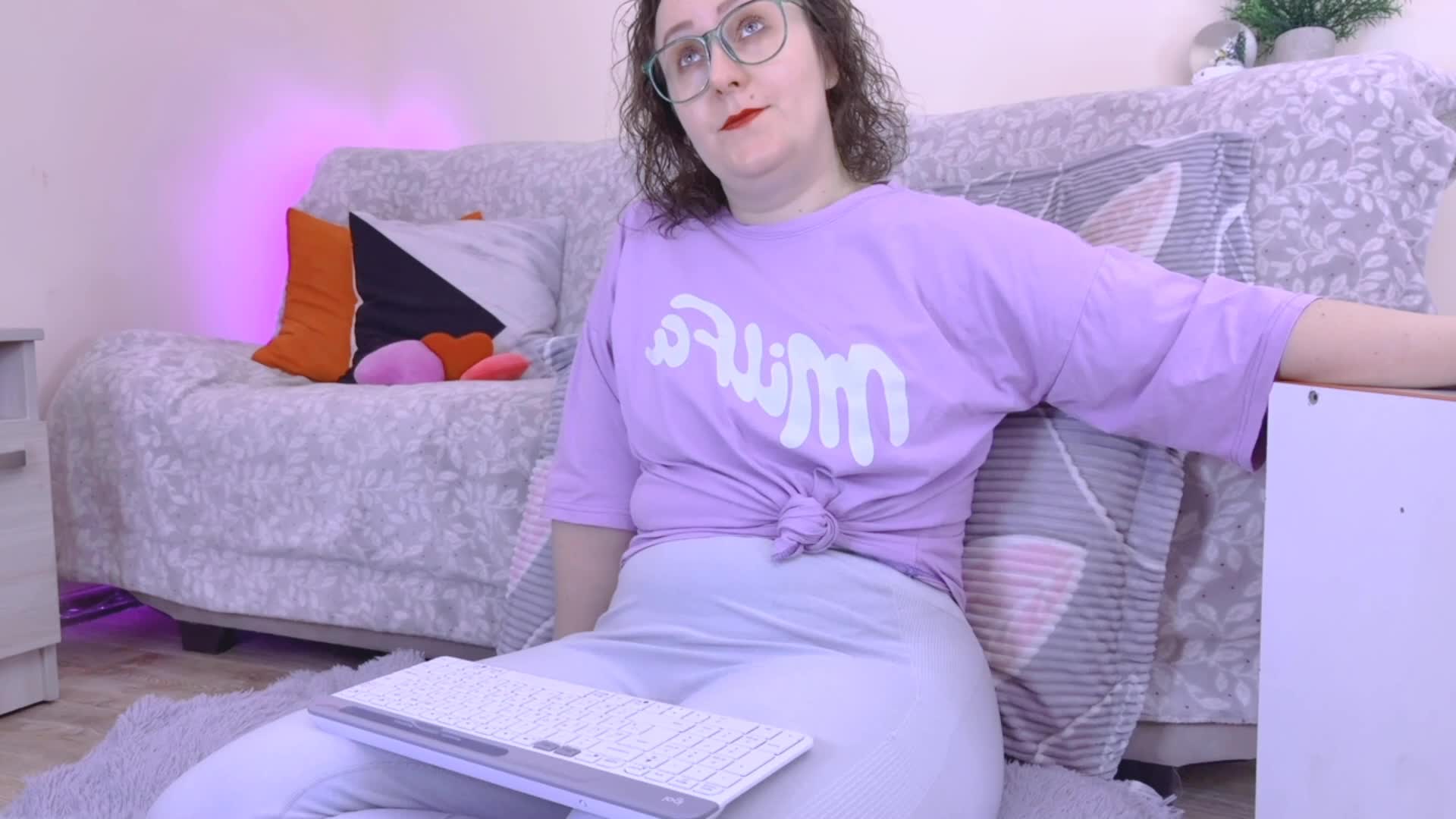 Pepper_corn Cam Model Chat November 23, 2025