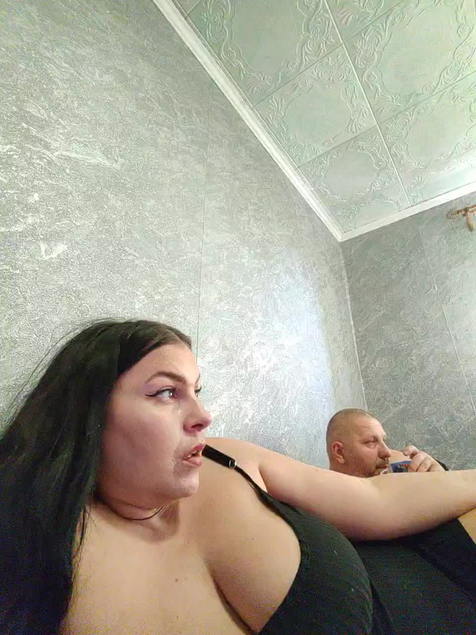 Cleopatra1990 Cam Model Chat November 23, 2025