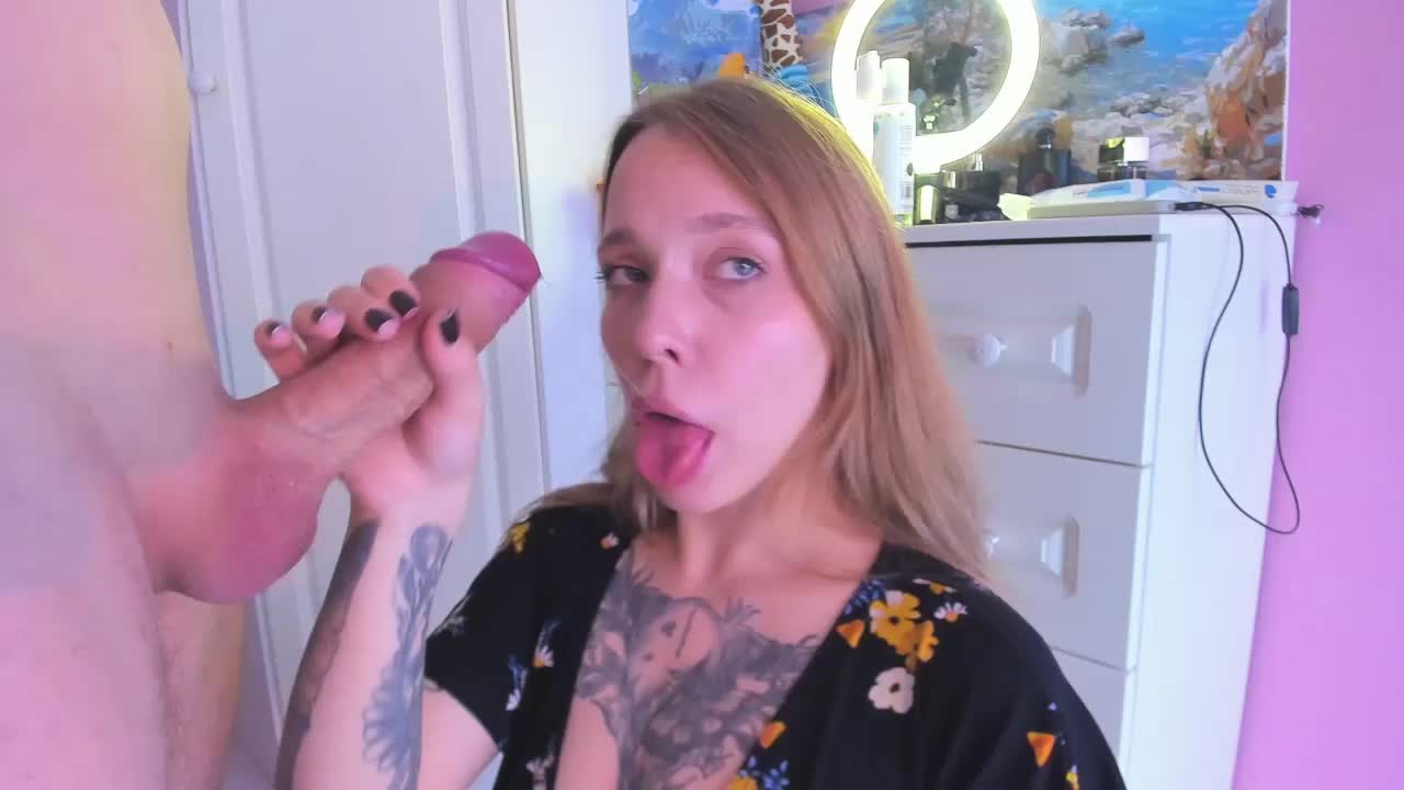 couple-tats Cam Model Chat November 23, 2025