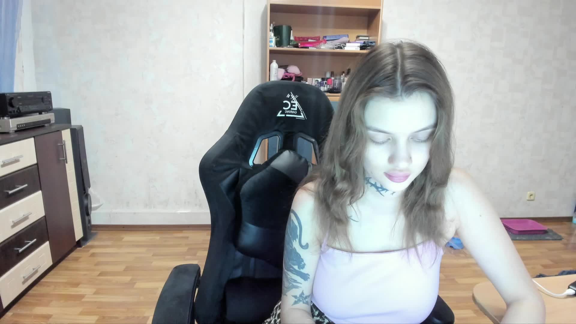 AlisTris Cam Model Chat November 23, 2025