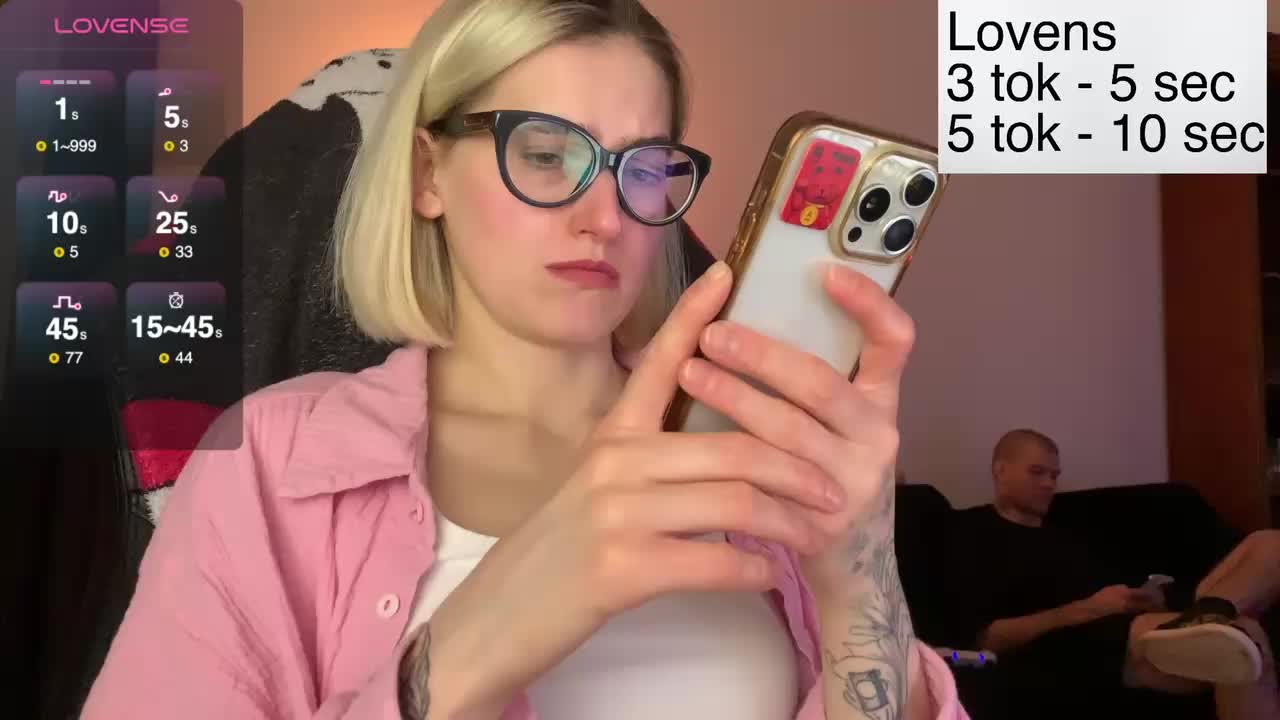 Sexy-Sweets Cam Model Chat November 24, 2025