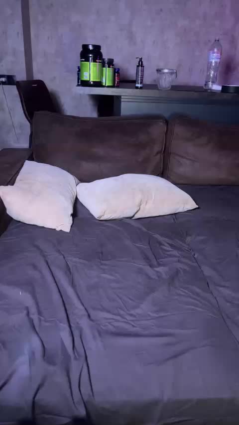 NickiMaldini Cam Model Chat November 24, 2025