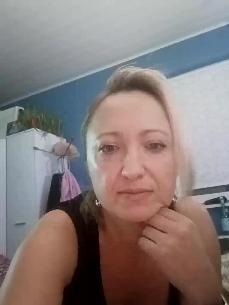 Krasotkas_duo Cam Model Chat November 25, 2025