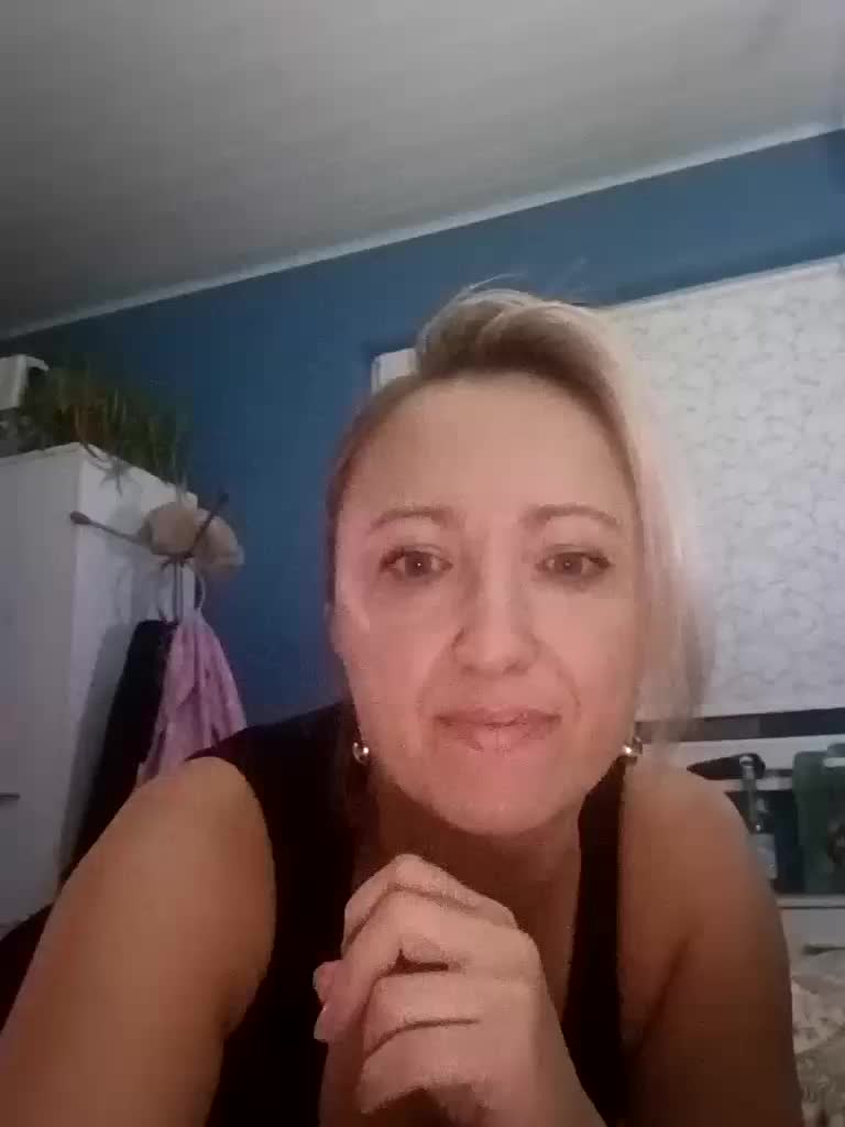 Krasotkas_duo Cam Model Chat November 25, 2025